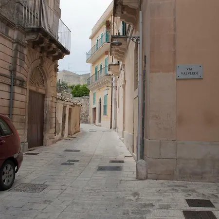 Aristogatti Gæstehus Ragusa